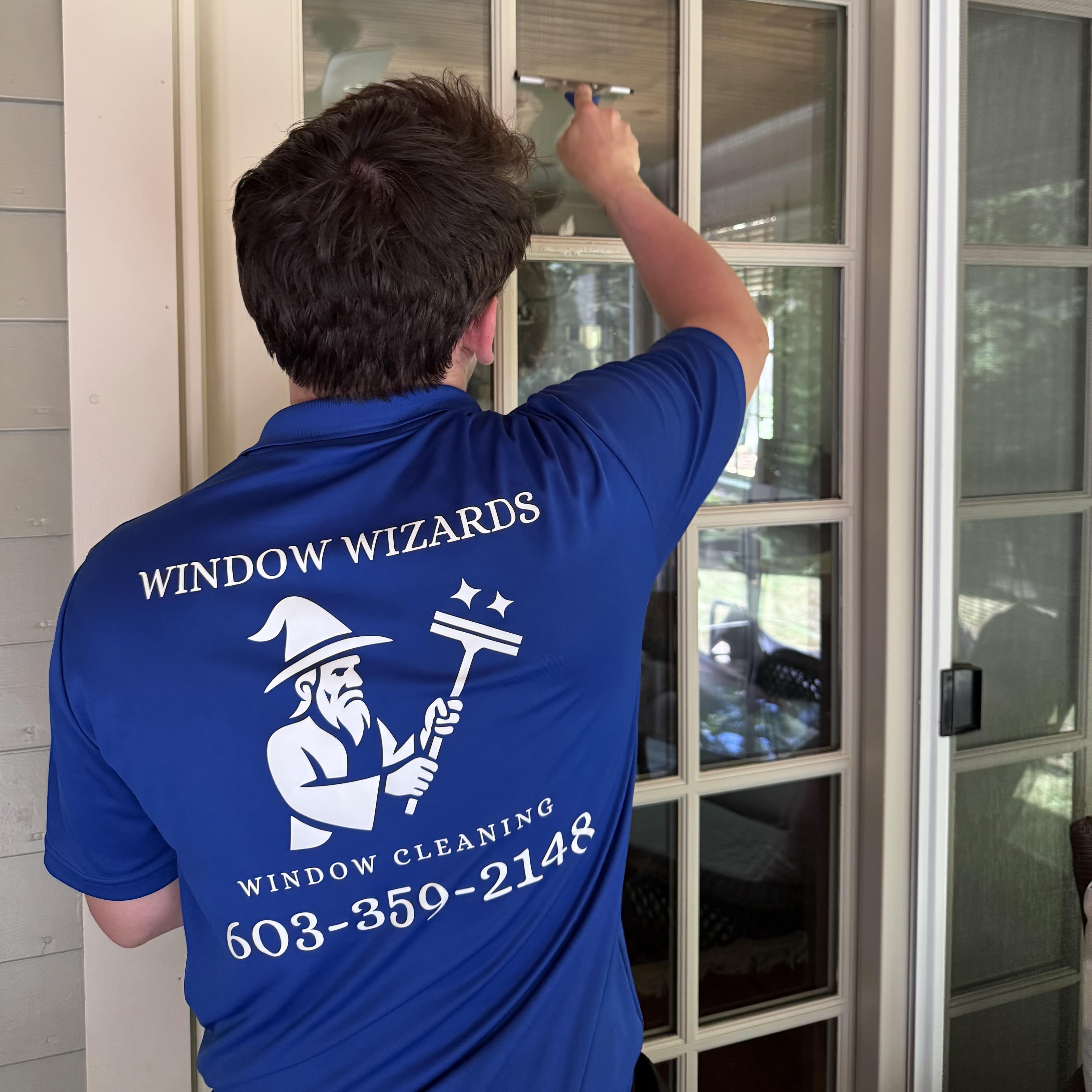 INTERIOR window cleaning service